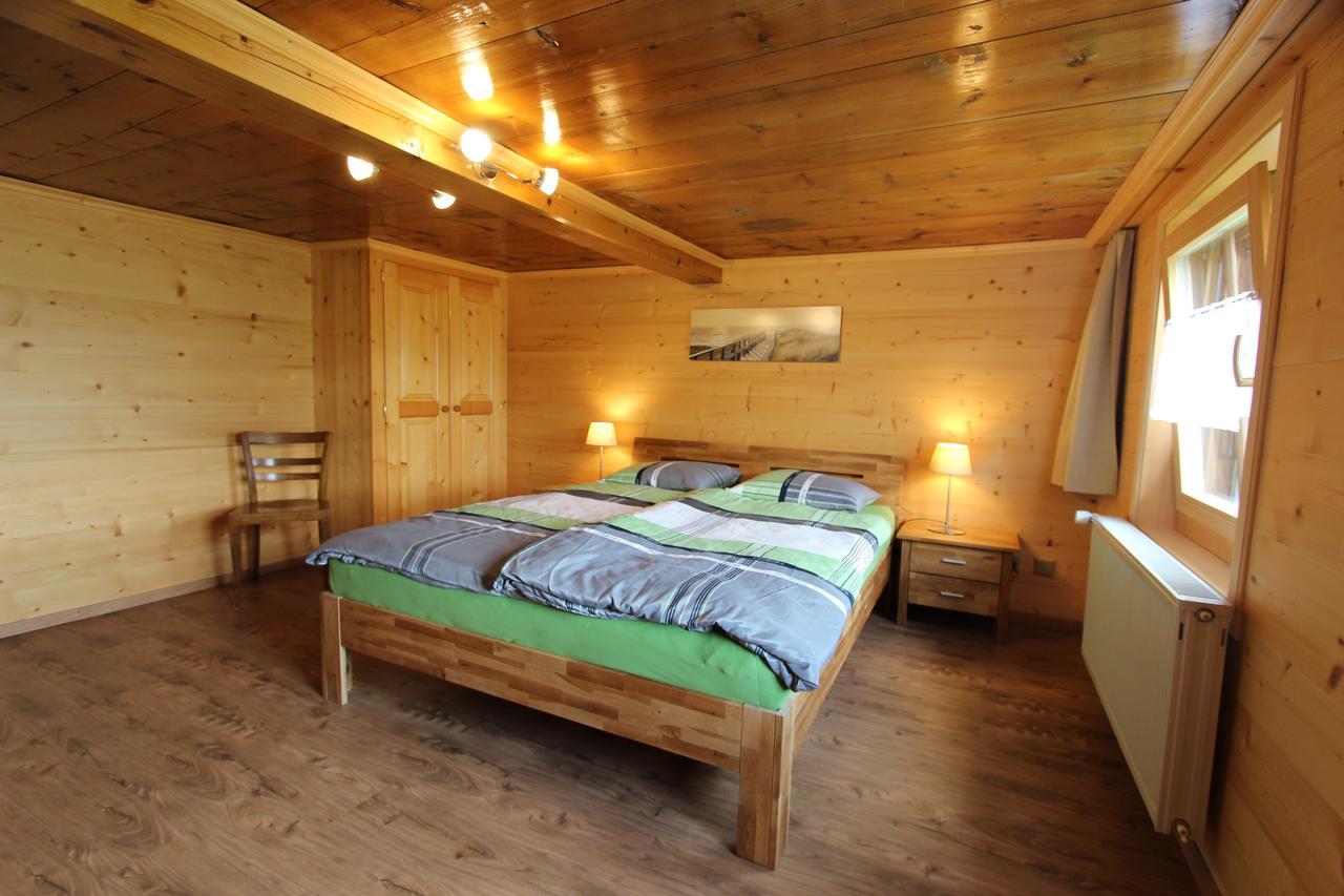 Les Mourriaux Apartment Chateau-d'Oex Luaran gambar